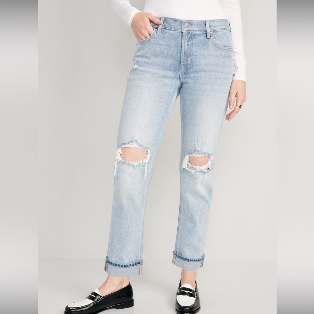 Mid-Rise Boyfriend Straight Jean